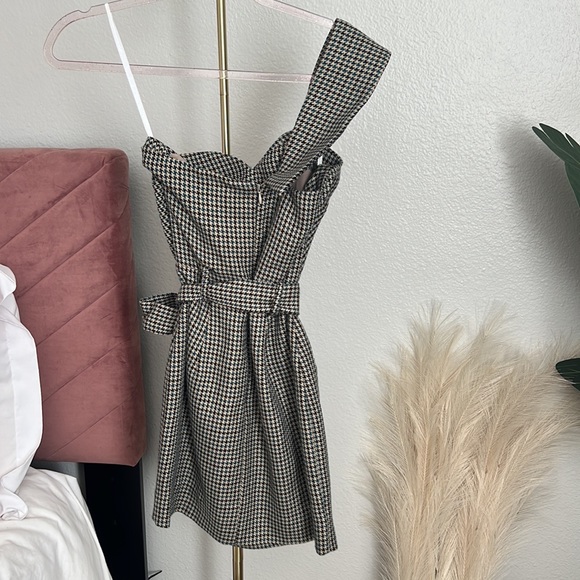 NWT Lovers + Friends tweed dress - Picture 2 of 3